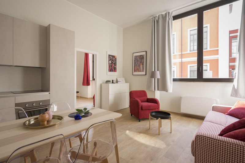 Beşevler'de Kiralık Eşyasız 3+1